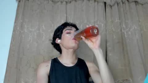 sebastian online show from February 18, 3:21 am