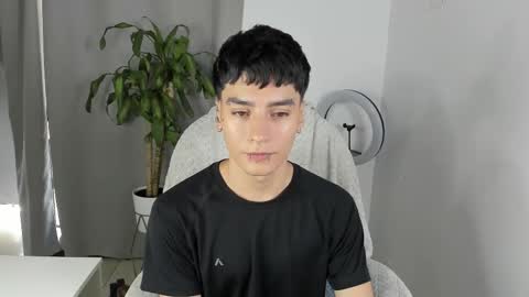 sebastian online show from October 21, 5:24 pm