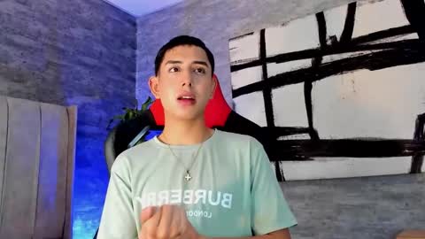 Snapshot of sebasgxxx_ chatting on March 4, 4:35 pm sebasgxxx_ online show from March 4, 4:35 pm