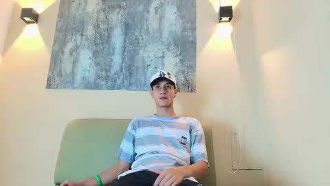 sebass_r online show from January 16, 1:37 pm