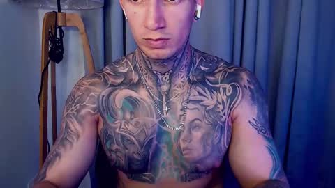 Snapshot of sebastian_muss chatting on October 13, 1:55 pm Sebastian online show from October 13, 1:55 pm