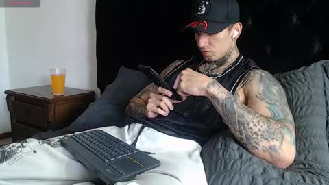 Sebastian online show from January 8, 6:43 pm