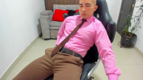 juan  sebastian online show from January 25, 3:41 pm