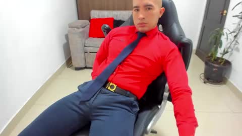 juan  sebastian online show from January 30, 3:08 pm