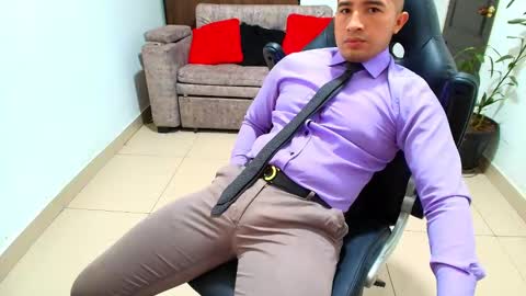 juan  sebastian online show from February 5, 6:26 pm