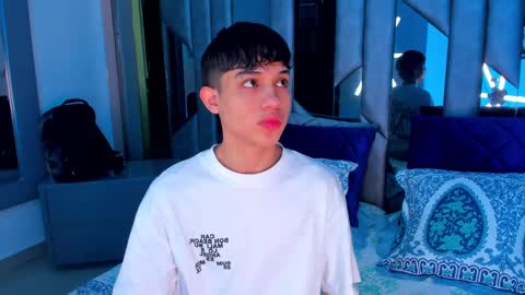 Sebastian online show from September 21, 7:59 pm