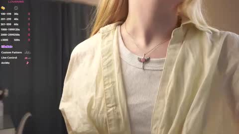 Rina online show from October 1, 7:09 pm