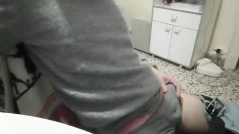 Snapshot of sebseb71 chatting on December 25, 7:13 pm sebseb71 online show from December 25, 7:13 pm