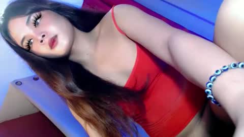 kwen online show from November 10, 4:50 pm