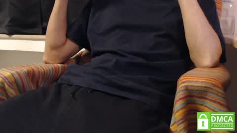 Snapshot of secret_phil chatting on December 25, 4:11 pm maybe Phil online show from December 25, 4:11 pm