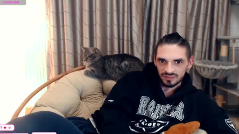 Snapshot of secret_sir chatting on December 15, 2:41 am Dean Carter online show from December 15, 2:41 am