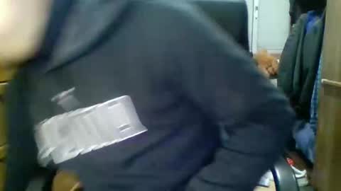 Snapshot of secretcutie200 chatting on November 15, 7:43 pm secretcutie200 online show from November 15, 7:43 pm