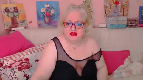 Snapshot of secretloverbbw chatting on October 29, 8:32 pm Alice online show from October 29, 8:32 pm