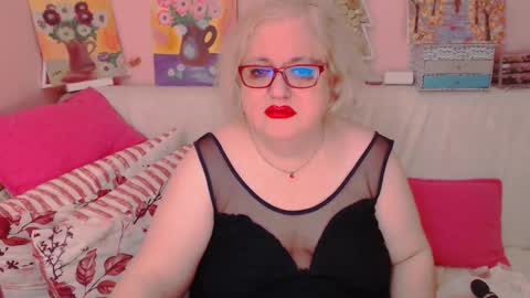 Snapshot of secretloverbbw chatting on November 13, 7:46 pm Alice online show from November 13, 7:46 pm
