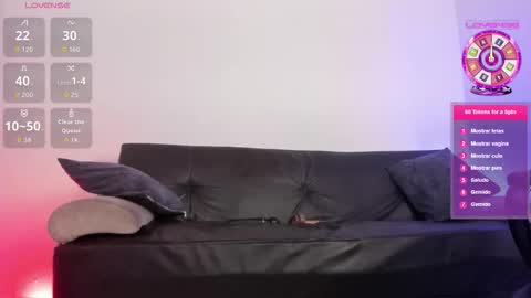 Snapshot of secrets_of_the_barber chatting on February 9, 4:05 am the Barber online show from February 9, 4:05 am