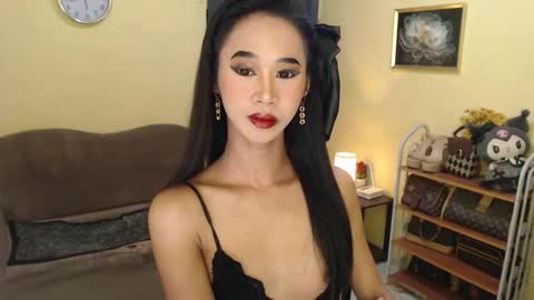 Snapshot of seductive_ashly chatting on February 9, 12:14 am ashly online show from February 9, 12:14 am
