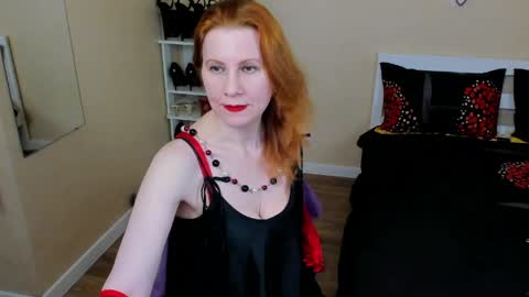 seductive_foxy_ online show from April 12, 6:02 pm