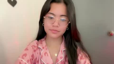 Mariaxxx online show from April 13, 6:35 pm