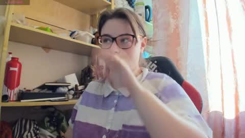 seductive_she_wolf online show from April 11, 2:54 pm