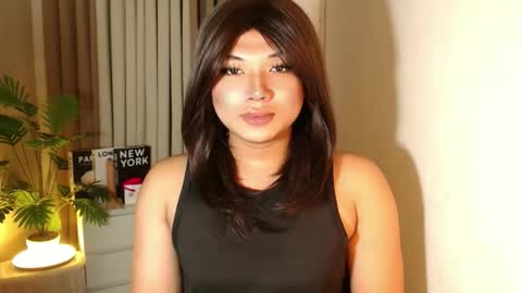 Deluxe online show from November 3, 9:21 am