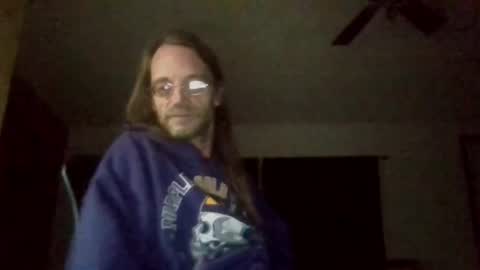 Snapshot of seeaaronscock chatting on November 6, 9:10 am Aaron Guitar online show from November 6, 9:10 am