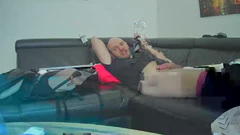 Sebastian online show from March 9, 8:51 am