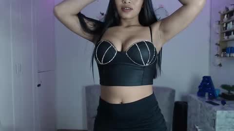 Snapshot of seleena__ chatting on November 22, 5:50 am seleena__ online show from November 22, 5:50 am