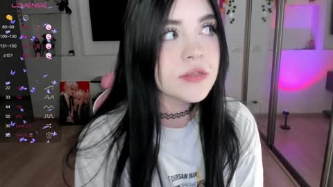 Snapshot of selena___cute chatting on December 13, 5:16 am Selena  online show from December 13, 5:16 am