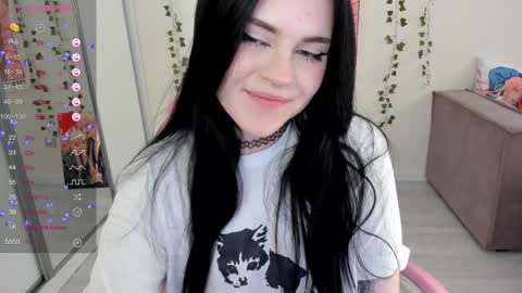 Snapshot of selena___cute chatting on February 7, 7:50 am Selena  online show from February 7, 7:50 am