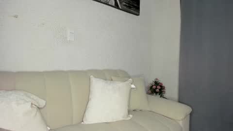   online show from March 5, 2:51 am