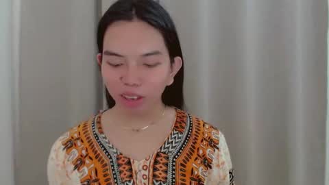 Snapshot of selena_fuckdoll chatting on December 3, 3:09 am Selena online show from December 3, 3:09 am