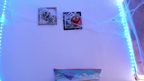 Karen online show from October 29, 2:41 pm