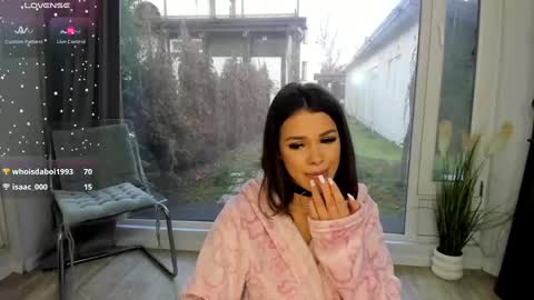 Snapshot of selena_reeves chatting on January 10, 10:06 am Selena online show from January 10, 10:06 am