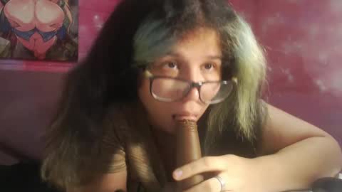 Selena Priscilla Blair Montenegro online show from March 6, 6:52 am