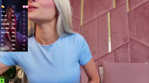 Snapshot of selenadaze chatting on September 17, 3:19 am Selena online show from September 17, 3:19 am