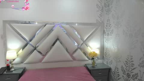 Selena reyess online show from October 10, 7:13 pm