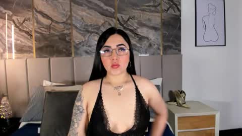 Snapshot of selene_shay chatting on November 26, 12:06 pm Selene online show from November 26, 12:06 pm