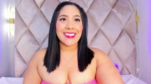 Snapshot of selenefox_ chatting on October 10, 12:04 pm Selene online show from October 10, 12:04 pm