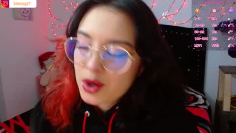 Selene G  online show from December 17, 5:13 am