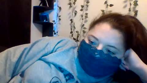 Snapshot of selfcaregirl chatting on December 22, 3:20 pm Lauren online show from December 22, 3:20 pm