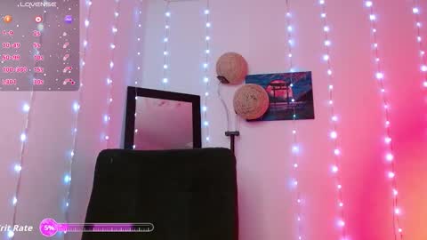 Snapshot of selikayle chatting on November 28, 10:40 am Selen online show from November 28, 10:40 am