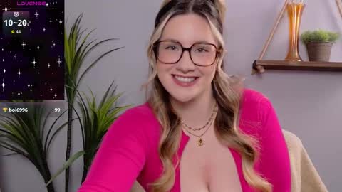 Selina Mae online show from January 16, 4:16 am