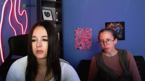 Selena online show from November 28, 12:08 pm