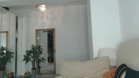 Selin online show from October 28, 8:55 pm