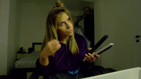 sellena_angels online show from April 3, 6:39 pm