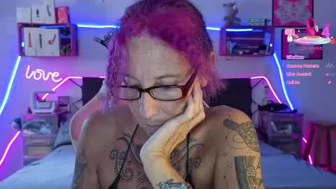 Selvaggia Del Caribe online show from December 4, 6:16 pm