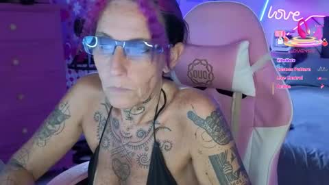 Snapshot of selvaggia_del_caribe chatting on May 7, 6:46 pm Selvaggia Del Caribe online show from May 7, 6:46 pm