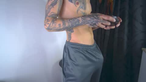 sem_alas online show from March 14, 5:02 am