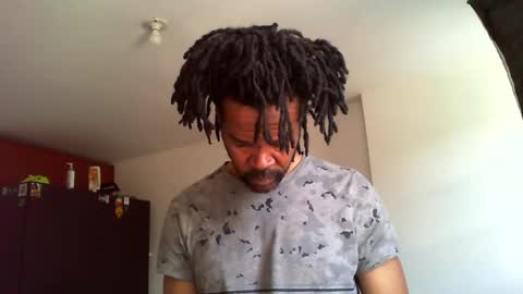 Snapshot of semental24cm chatting on November 12, 4:18 pm semental24cm online show from November 12, 4:18 pm