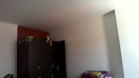 Snapshot of semental24cm chatting on December 17, 1:39 pm semental24cm online show from December 17, 1:39 pm